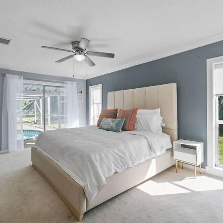 Tropical Beach & Lakefront Home ウェストパームビーチ エクステリア 写真